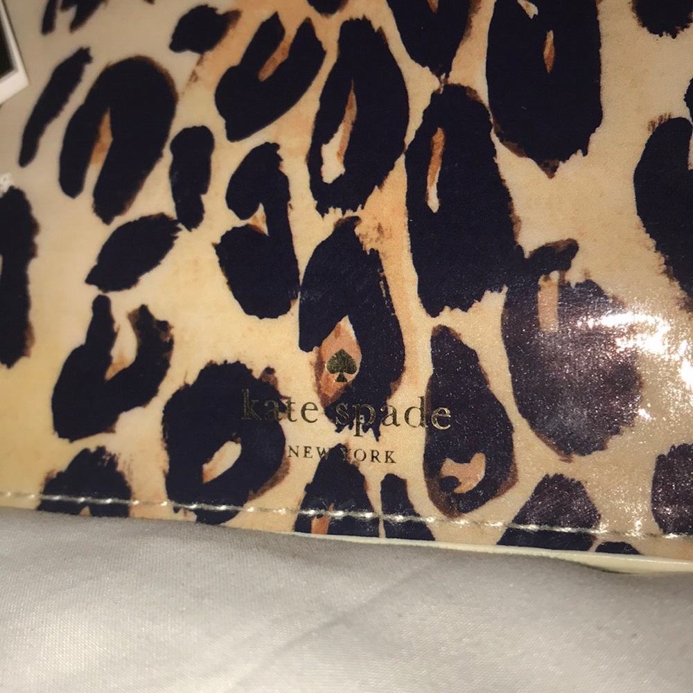 Kate Spade Clutch. BNWT. Authentic - Picture 2 of 4